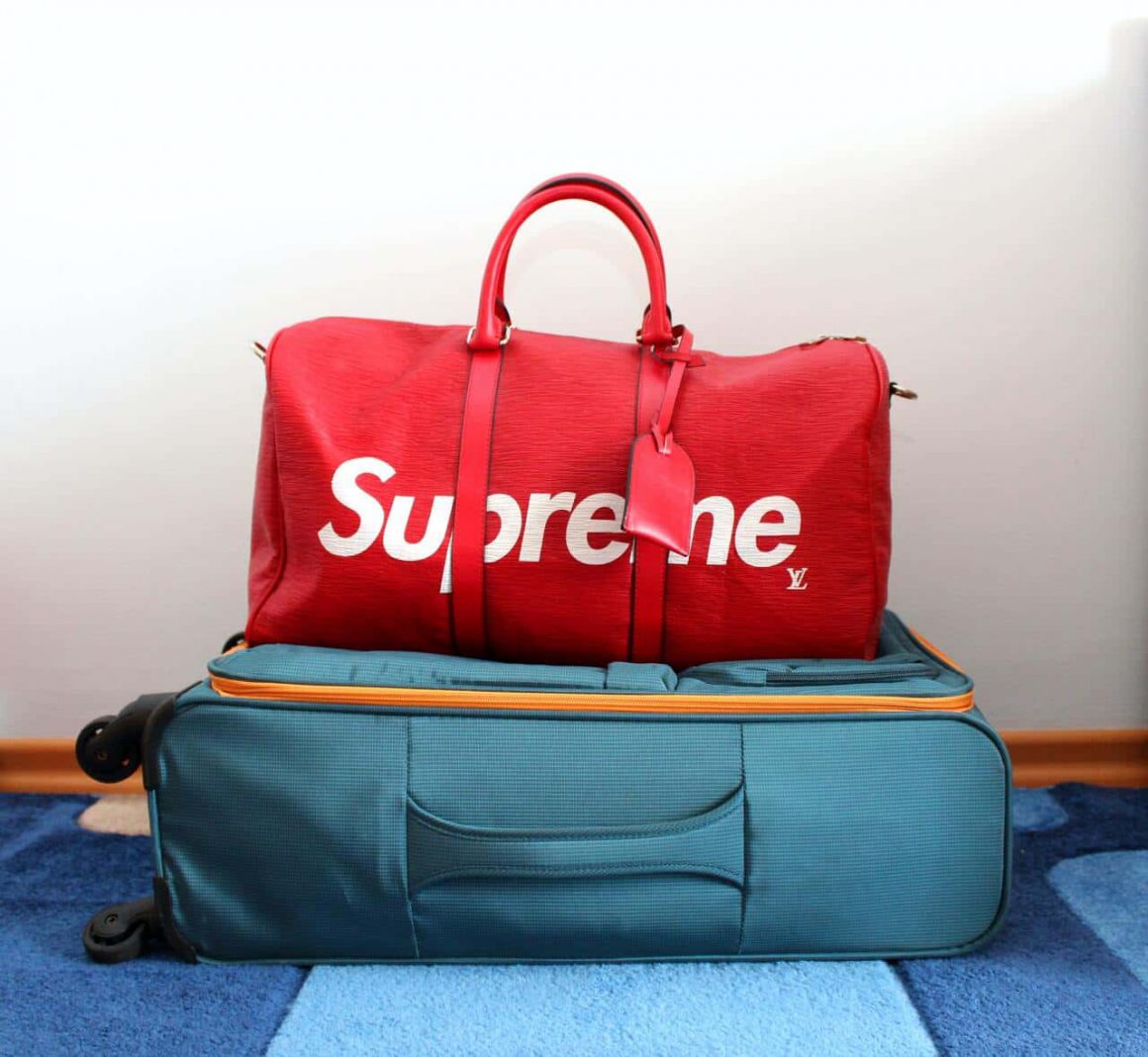 Supreme X LouisVuitton(Photo by Lazar Gugleta on Unsplash)