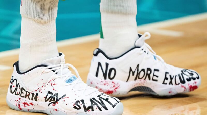 NBA 에네스 칸터의 농구화와 소신 발언(Enes Kanter Protes to Nike and China)