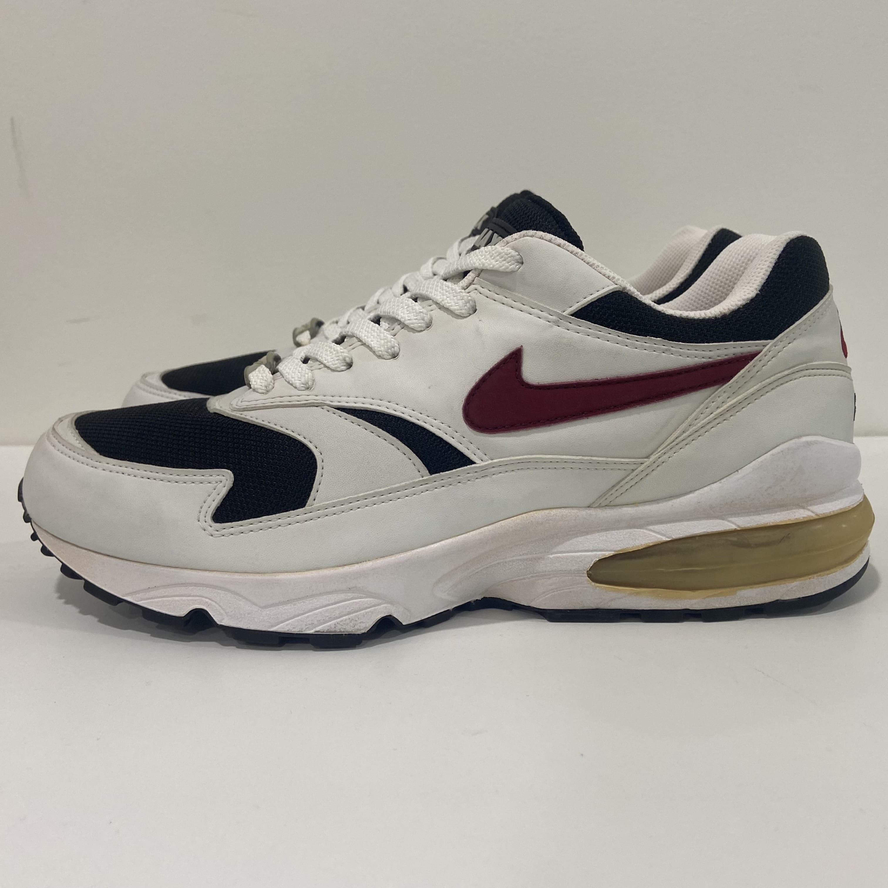 PU스니커즈(PU Sneakers) / photo by simonlab52