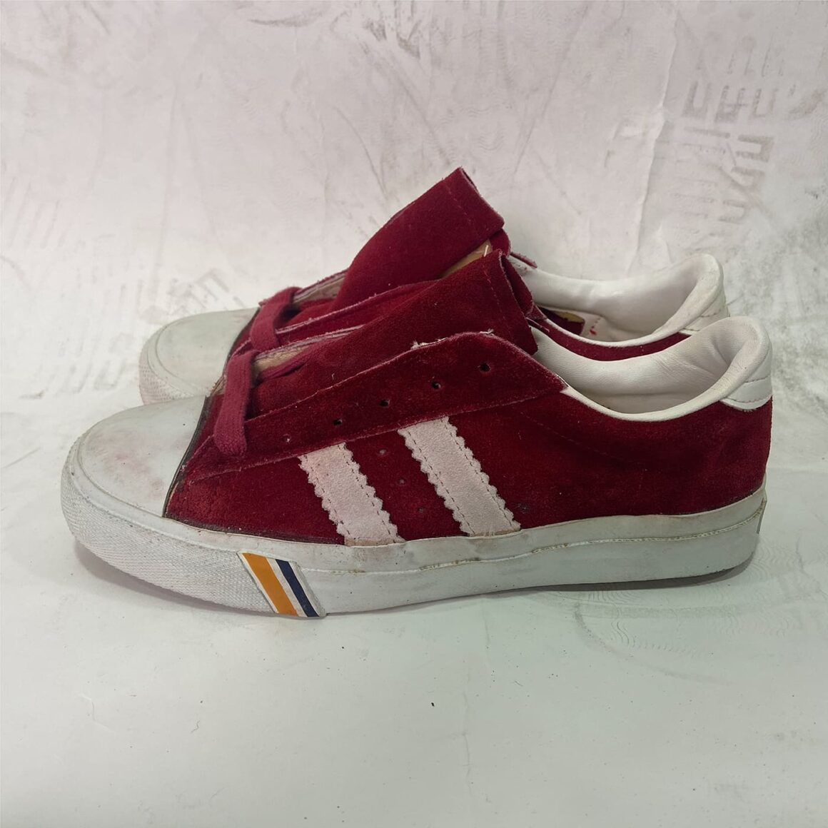 벌커나이즈드 스니커즈(Vulcanized Sneakers) / photo by simonlab52