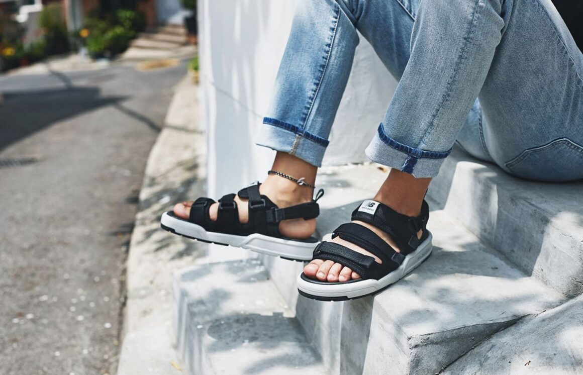 뉴발란스 카라반(New Balance Karavan)