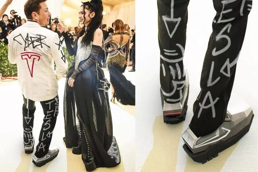 아티팩트 스튜디오 사이버스니커, 일론 머스크 RTFKT Studios Cybersneaker, Elon Musk