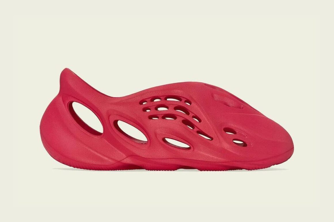 Yeezy Foam Runner Vermilion