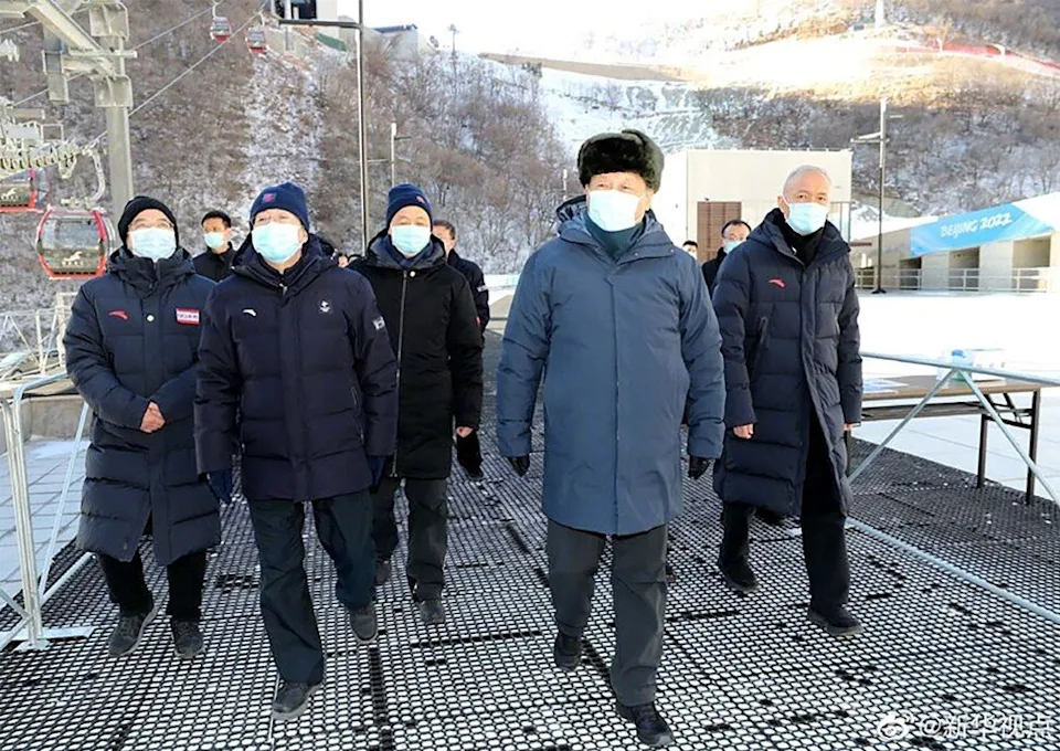 아크테릭스, 안타 스포츠 옷을 입은 시진핑 주석(Xi Jinping wear Arcteryx/ANTA Sports, 2022 Beijing Olympics) / China Sports Retail-The era of Three Kingdoms