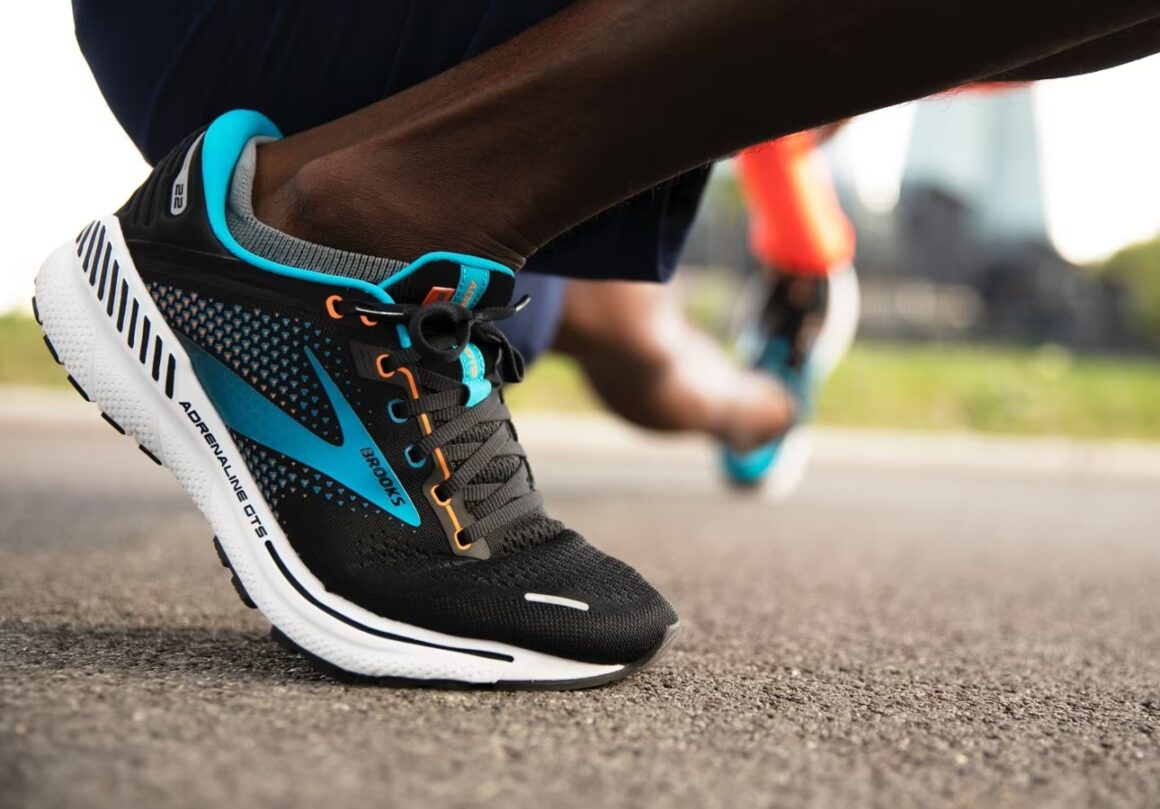 브룩스 러닝, 2023년 1분기 매출 20% 성장 Brooks Running Q1 2023