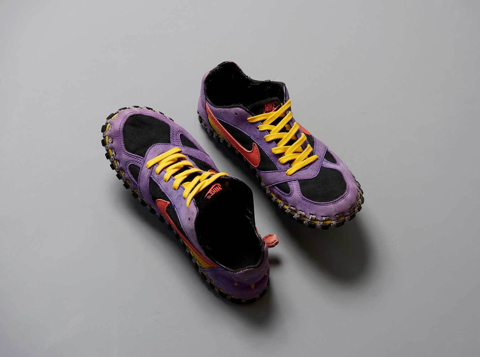 NIKE CONSIDERED TERRA CI 2008