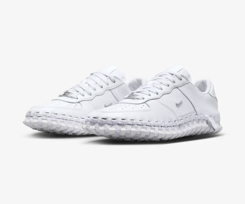 나이키 x 자크뮈스 J 포스 1 로우 LX SP 화이트(Nike x Jacquemus J Force 1 Low LX SP White) by Gookshoe/슈톡이 선정한 2023년 올해의 스니커즈 Sneaker of the Year 2023