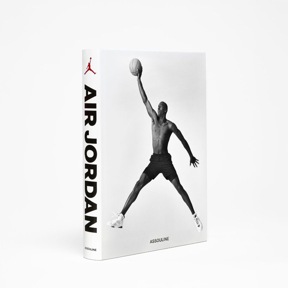 애슐린 출판사가 제작한 에어 조던 서적 ≪AIR JORDAN≫ 클래식 에디션(Classic Edition)