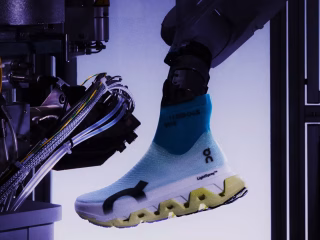 온 러닝의 라이트스프레이는 어디로 향할까? On Running LightSpray: Where Does the Innovation Go From Here?