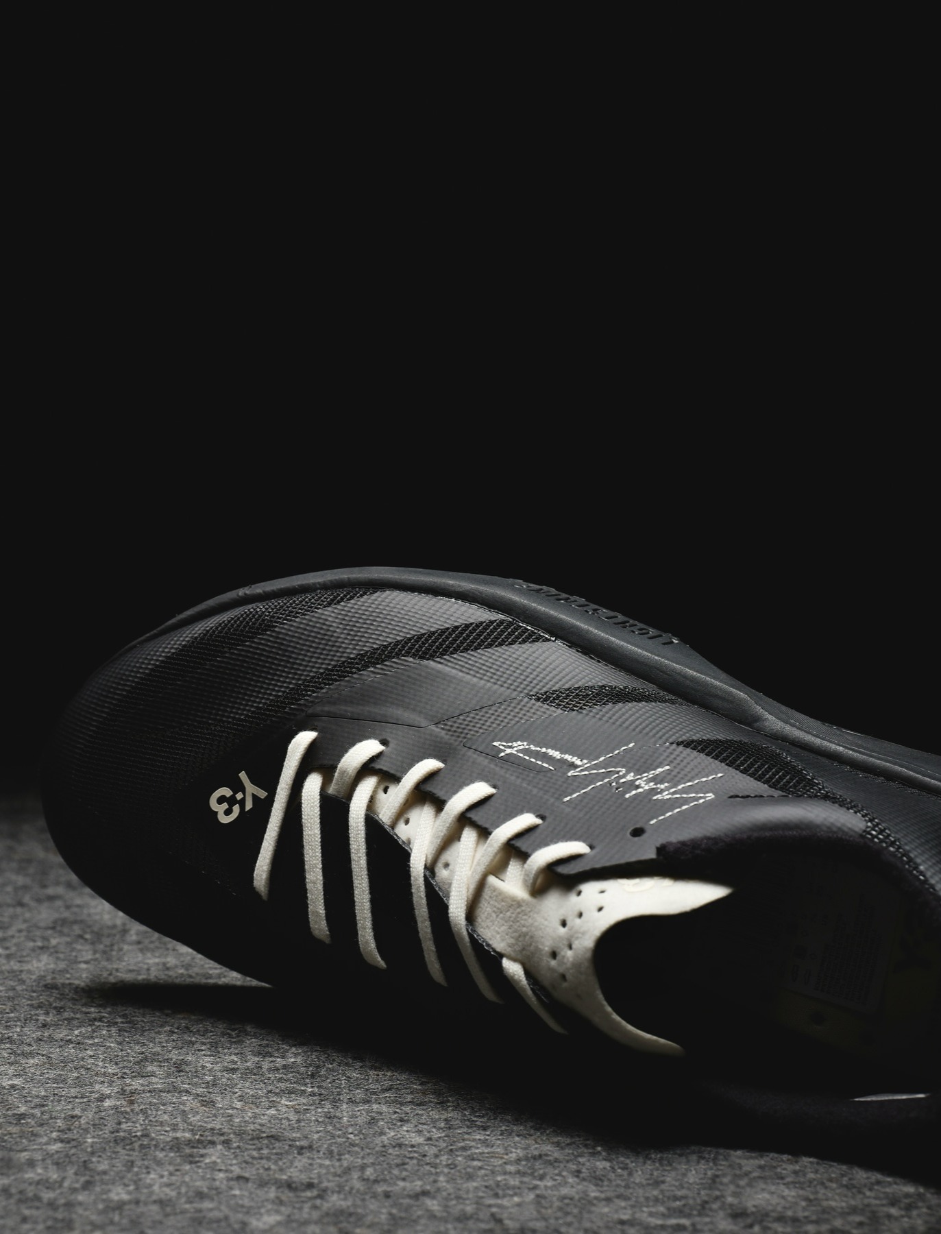 2026 상반기 베스트 스니커즈, Y-3 아디제로 RC6(Y-3 adizero RC6) 16