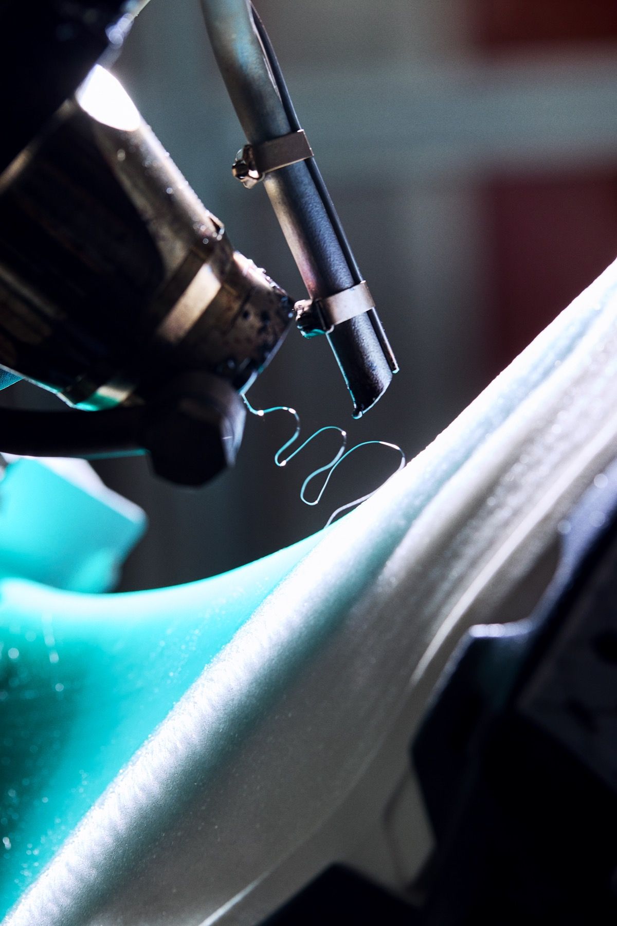 온 러닝의 라이트스프레이는 어디로 향할까? On Running LightSpray: Where Does the Innovation Go From Here? 8